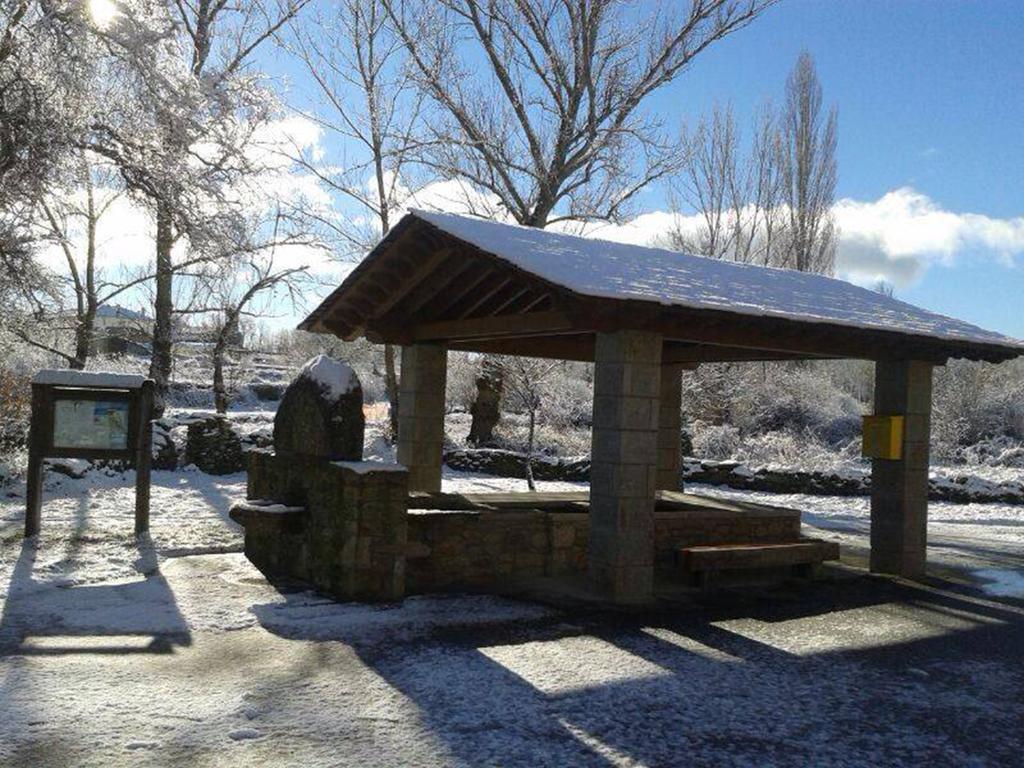 Cabanas Vallecino Manzanal de los Infantes Exteriér fotografie